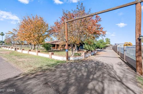 3058 Redfield Rd, Gilbert, AZ 85234-5222