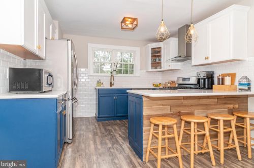 11 Orchard Ave, Blenheim NJ  08012-5361 exterior