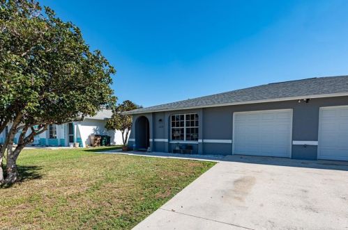 1425 23rd Pl, Cape Coral, FL 33909-0017