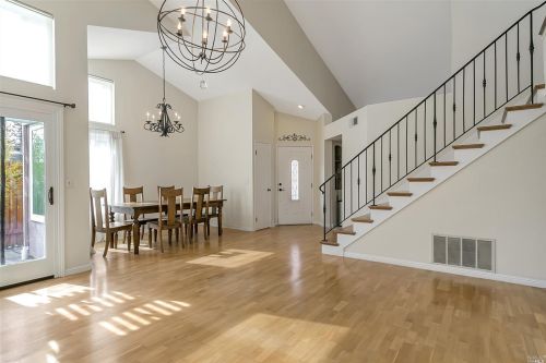 509 Poppy Cir, Benicia CA  94510-3715 exterior