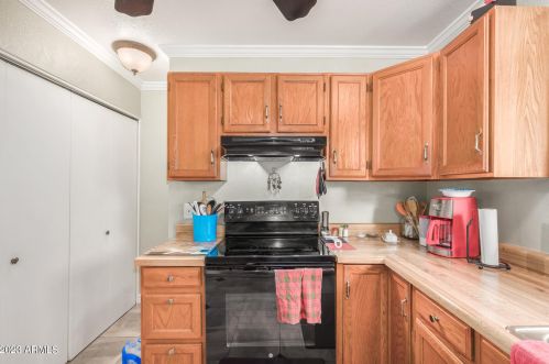 4722 Wahalla Ln, Glendale AZ 85308-7081 exterior