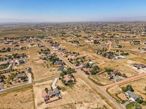 1210 Scarsboro Dr, Pueblo CO 81007 exterior