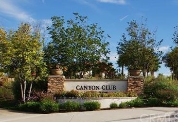 34652 Boros Blvd, Beaumont CA  92223-7466 exterior