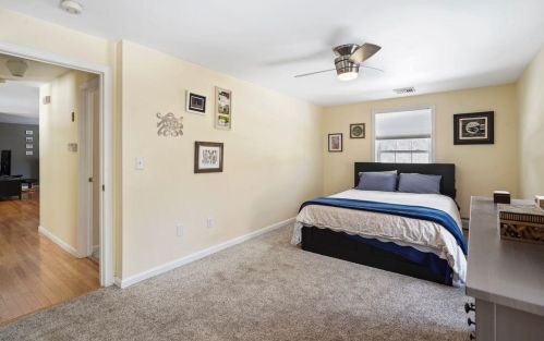 7 Bayou Dr, Raymond NH  03077-2364 exterior