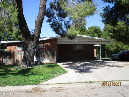2566 Kleindale Rd, Tucson AZ  85716-1116 exterior
