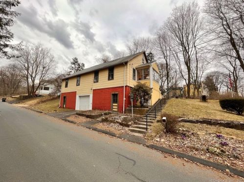 18 Benedict St, Terryville, CT 06786-5522