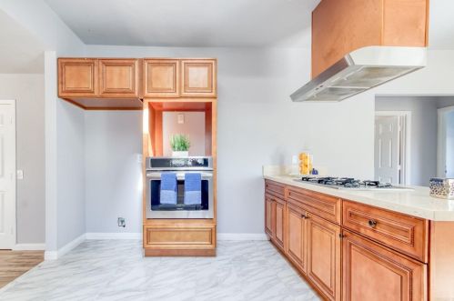 195 Madrona St, Chula Vista CA 91910-2917 exterior