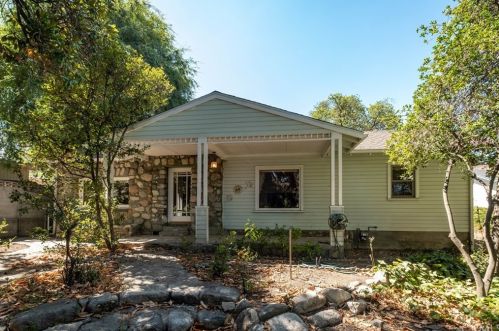 2952 Mill Creek Rd, Mountain Home Village, CA 92359-9749