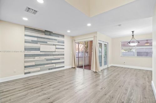 11728 12th St, Hollywood FL  33026-3841 exterior