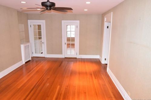 690 Clinton Ave, Bridgeport CT 06605-1702 exterior