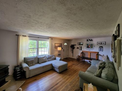 153 Forest Ave, Stonelick, OH 45103-2852