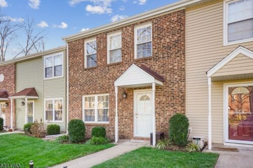 166 Gettysburg Way, Lincoln Park NJ  07035-1821 exterior