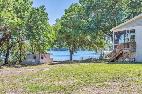 18200 Lake Gibson Ln, Umatilla FL  32784-7120 exterior