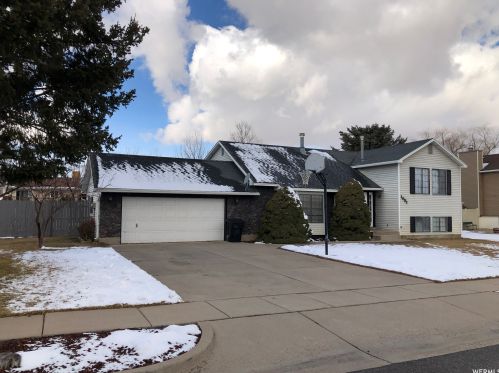 1681 1450, Clearfield, UT 84015-8949
