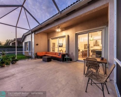 13072 18th Ct, Hollywood FL  33028-2511 exterior