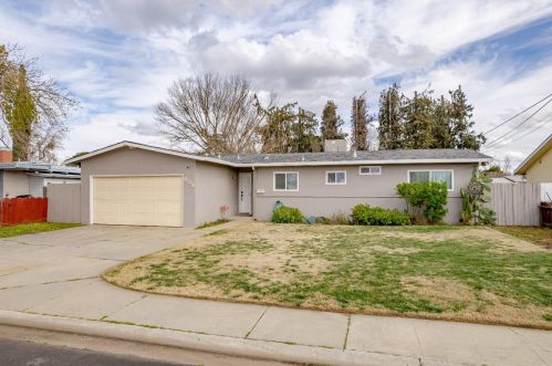 608 Trask Ln, Modesto CA  95354-1950 exterior