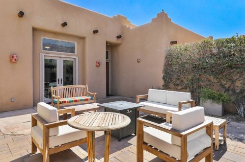 53400 Avenida Obregon, La Quinta CA  92253-3438 exterior