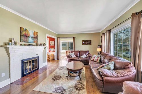 224 Woodlawn Ave, Green Bay, WI 54303-2850