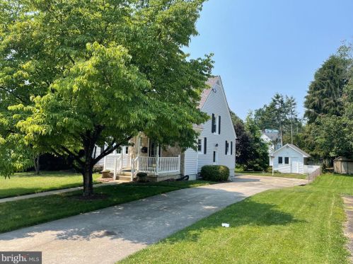 504 Church St, Charles Town WV  25414-1314 exterior