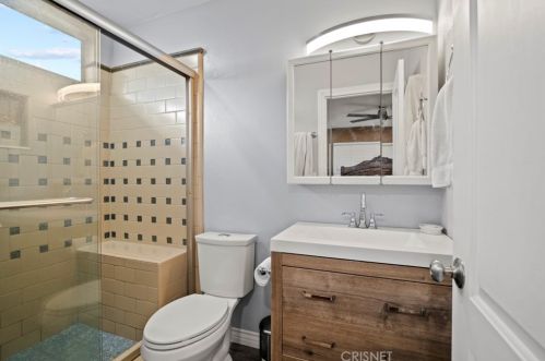27025 Las Mananitas Dr, Santa Clarita CA  91354-2205 exterior