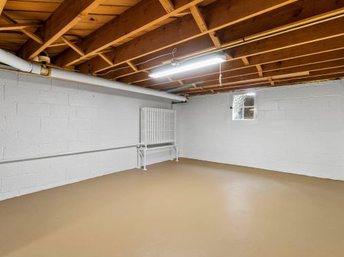 2928 Smt Ave, Milwaukee WI 53211-3440 exterior