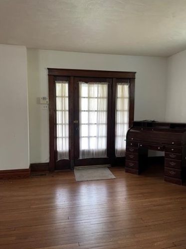 418 Winter Ave, New Castle, PA 16105-2498