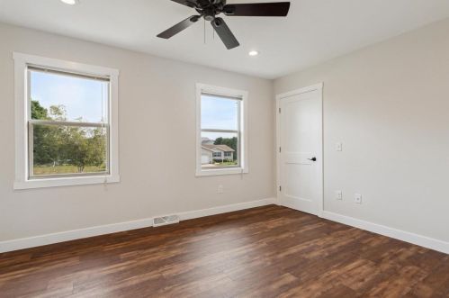 1438 Bea Ann Dr, Dodgeville WI  53533-8963 exterior