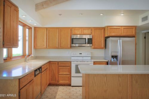 8750 7th Ave, Phoenix AZ 85007-1703 exterior