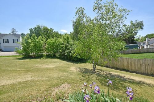 1413 Breckenridge Dr, Amelia OH  45102-1169 exterior