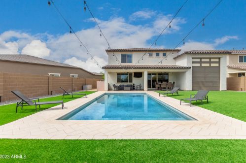 4009 79th Dr, Phoenix AZ  85043-3502 exterior