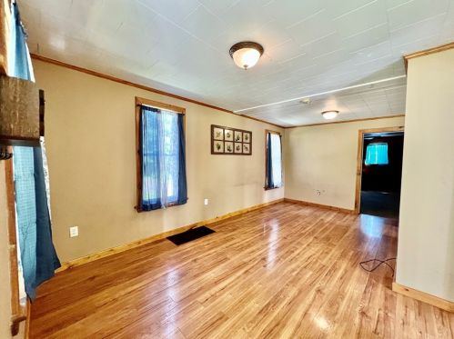 2935 Casselman Rd, Rockwood, PA 15557-6834