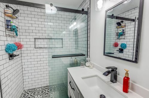 302 Teryl Dr, Mount Vernon OH  43050-2938 exterior