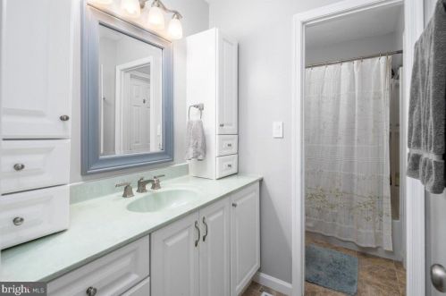 10917 Crestwood Dr, Spotsylvania VA 22553-1606 exterior