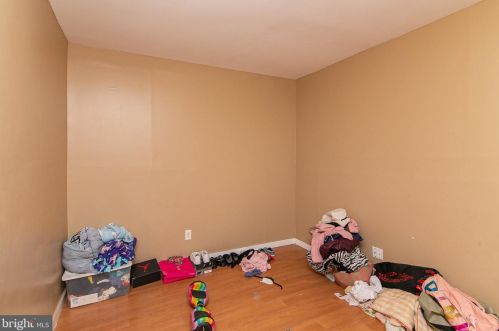 923 Atlantic Ave, Camden NJ  08104-1129 exterior