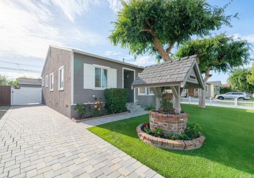 3669 Lees Ave, Long Beach CA 90808-2333 exterior