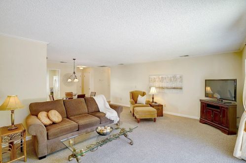 2160 Bayo Claros Cir, Morgan Hill CA  95037-7006 exterior