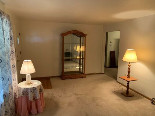 540 Sunset Blvd, Hermitage, PA 16148-3558