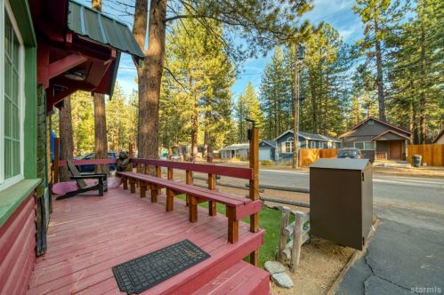 2601 Pinter Ave, South Lake Tahoe CA  96150-3015 exterior