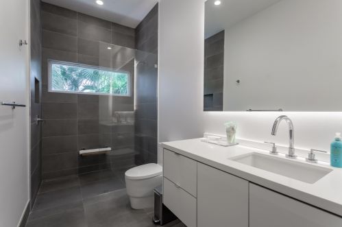 330 7th Ave, Delray Beach FL  33483-5521 exterior