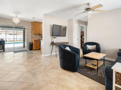 2976 49th Ln, Naples, FL 34116-7735