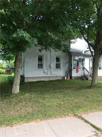 6909 Shady Ave, Indian River, NY 13327-2243
