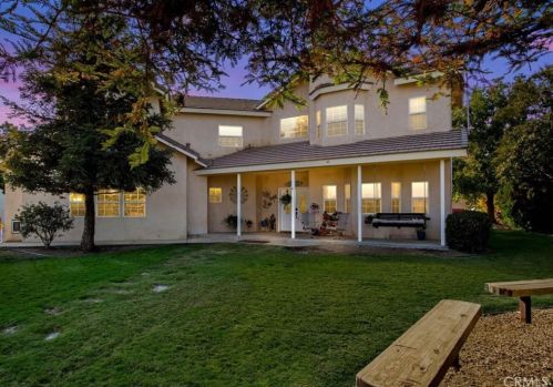 15414 Cuda Dr, Bakersfield CA  93307-9279 exterior