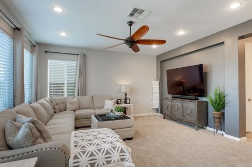 10073 Ranchitos Pl, Lakeside CA  92040-2781 exterior