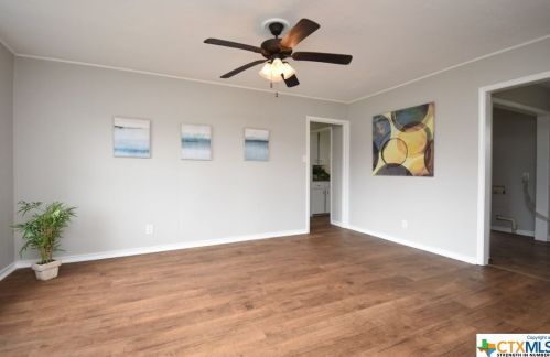3007 Cypress St, Victoria, TX 77901-4686