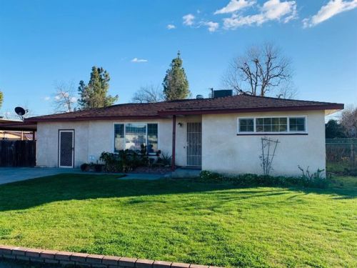 4584 Simpson Ave, Fresno, CA 93703-1560