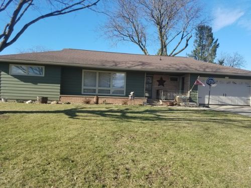 203 Fuelner St, Strawberry Point, IA 52076-8099
