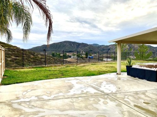 34149 Dianthus Ln, Lake Elsinore CA  92532-2983 exterior