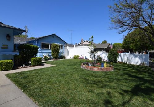 1573 Willowbrook Dr, San Jose, CA 95118-1651