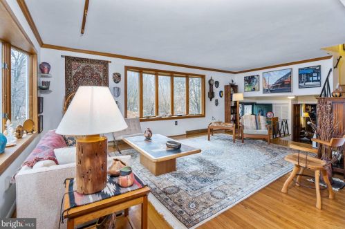 10 Cliffe Dr, Wilmington DE  19809-1602 exterior
