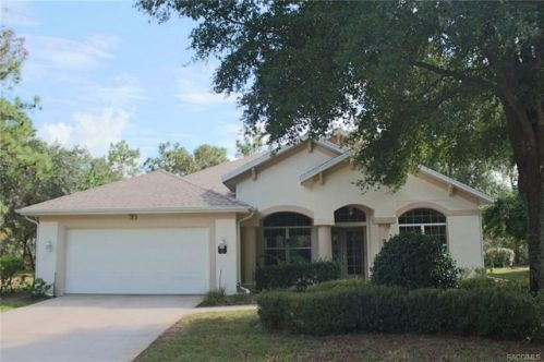 12 Nicotiana Ct, Homosassa, FL 34446-6227